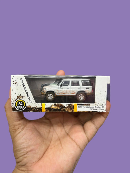Para64 2014 Toyota Land Cruiser 76 Off Road Effect – 1:64 Scale Diecast Model Car - Jaiman Toys